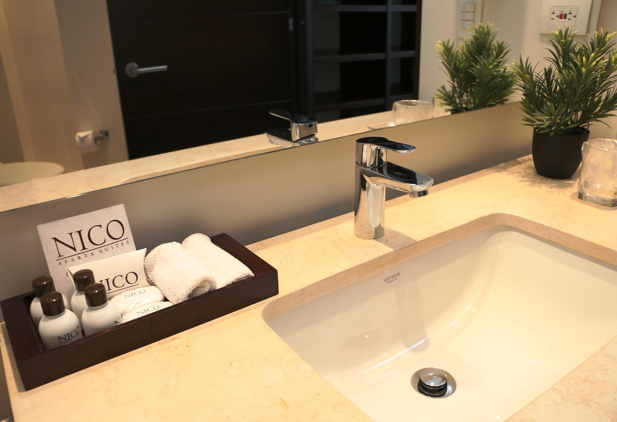 Nico Apartasuites Богота Екстериор снимка