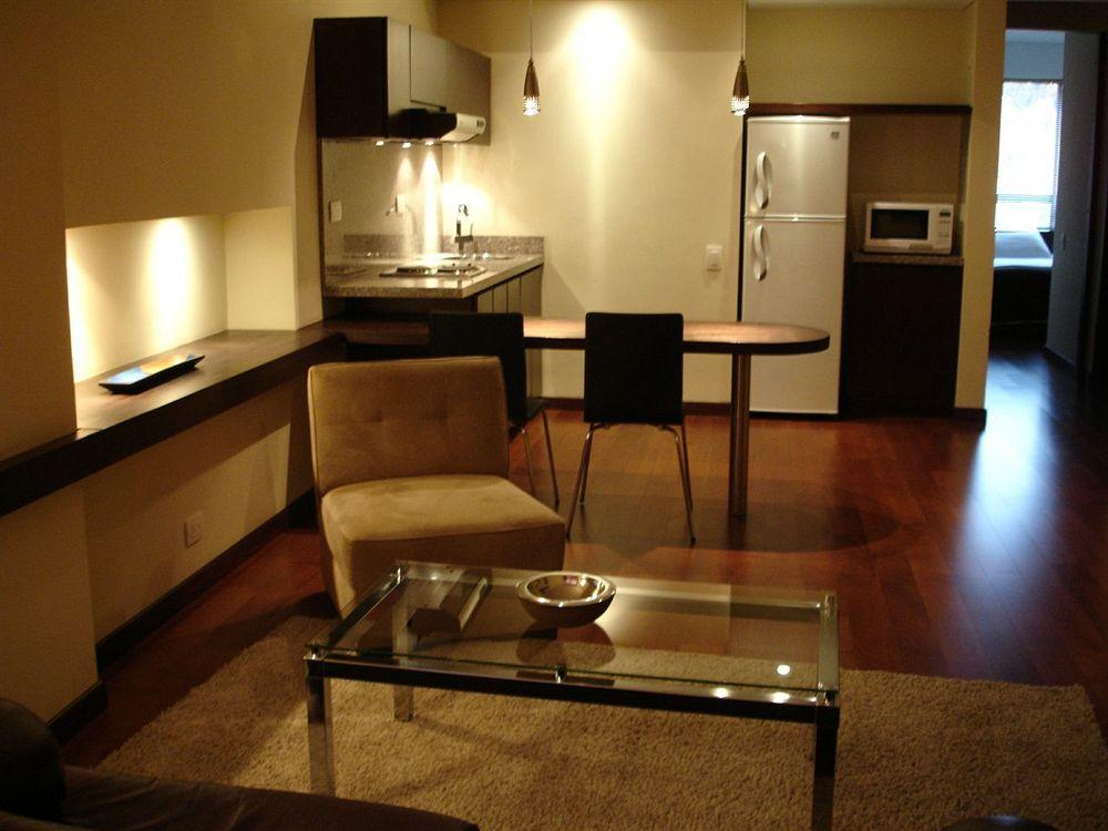 Nico Apartasuites Богота Екстериор снимка