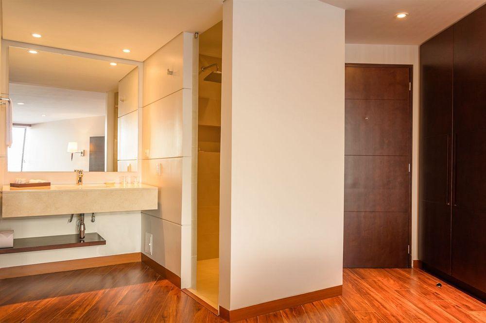 Nico Apartasuites Богота Екстериор снимка